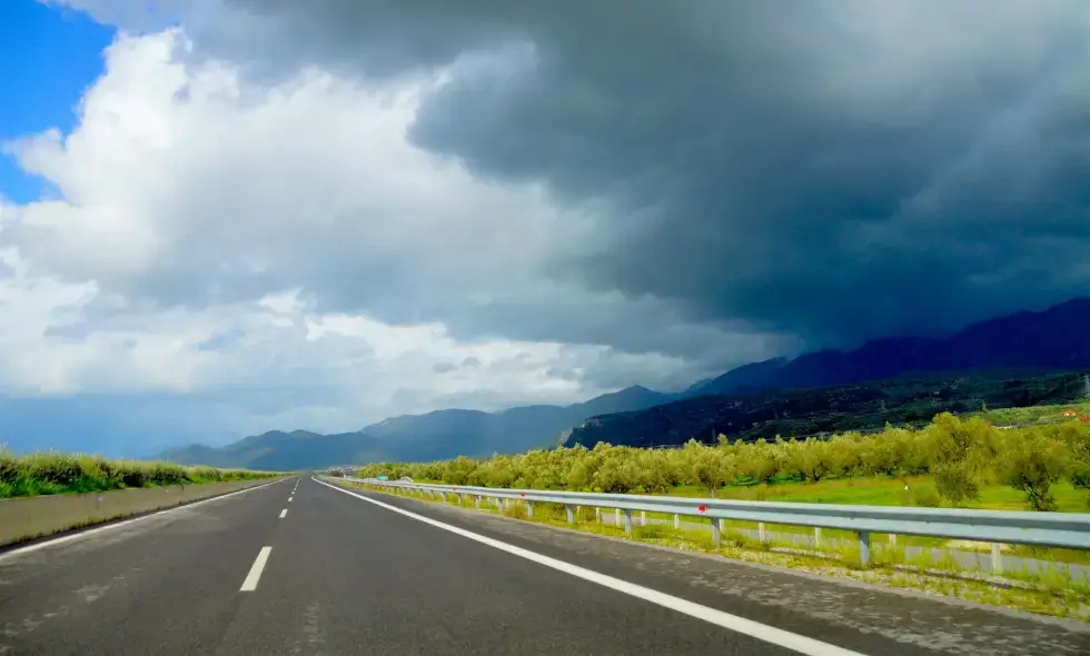 Prihodnje leto se lahko začne širitev avtocest M1 in M7.