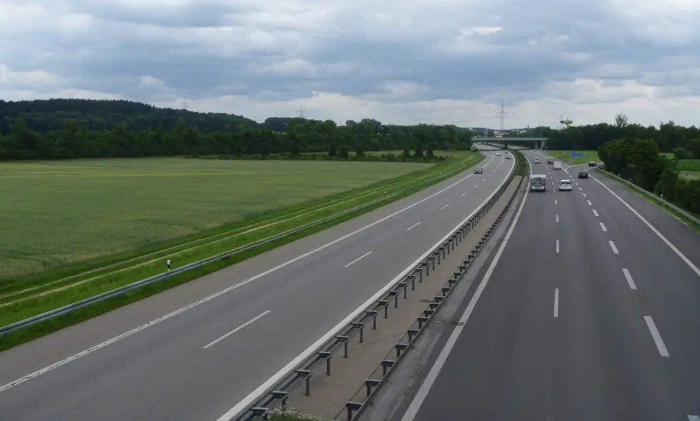 Austrijos greitkelyje – geriausios kelionės kryptys patogiai