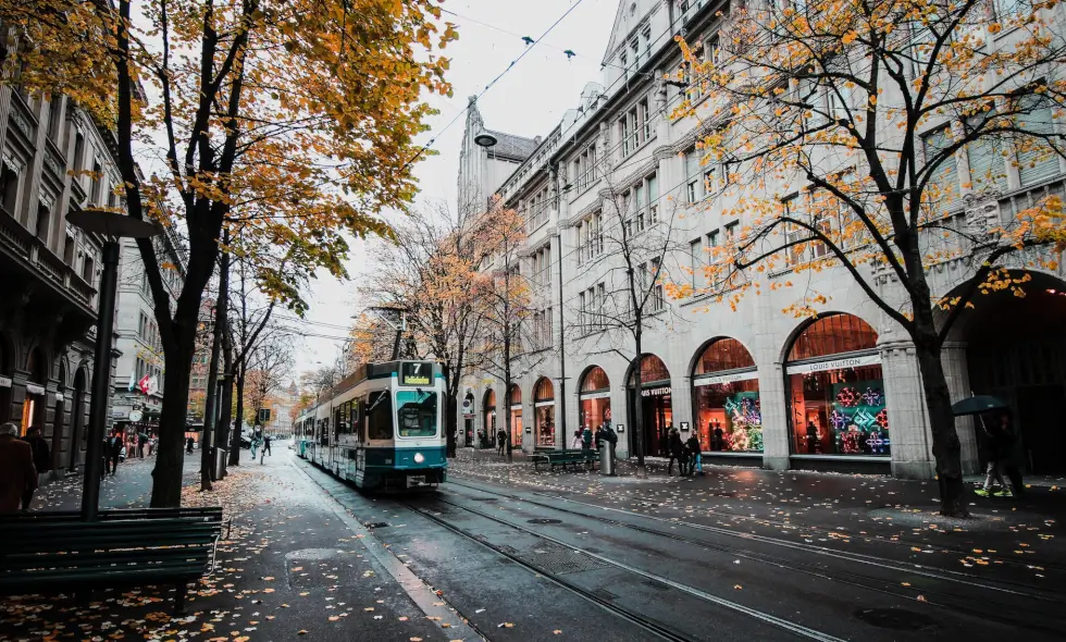 Keliauti Šveicarijoje greitkeliu – populiari kelionės kryptis.